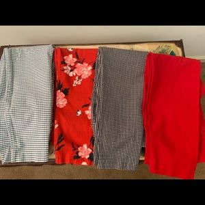 Size 10 OLD NAVY mid-rise pixie pants